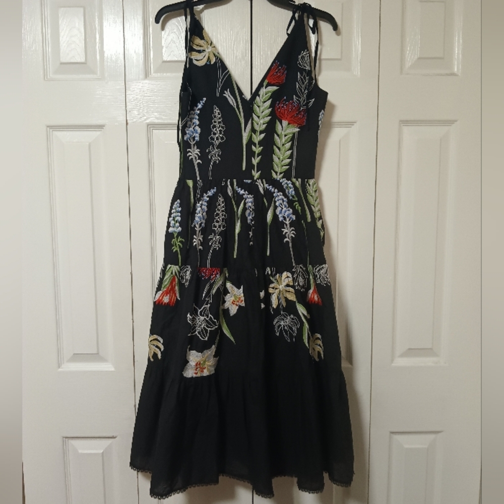 Dress The Population Floral Embroidered Tiered Dress - Picture 8 of 10
